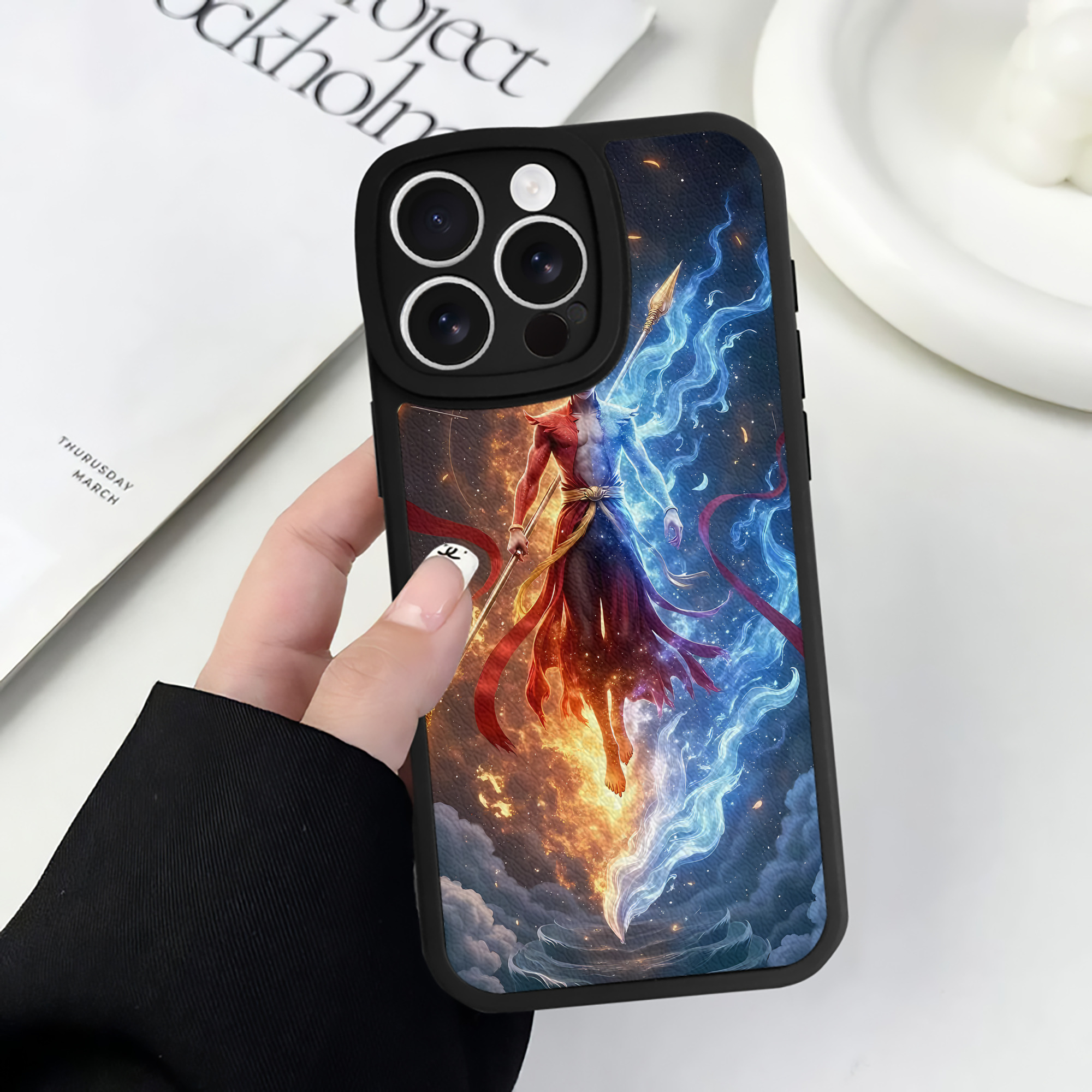 （画像用） Ne Zha 2 ナタ 魔童の大暴れ 【iPhone 16シリーズ対応】シリコンスマホケース（レザー調） 材質：シリコン